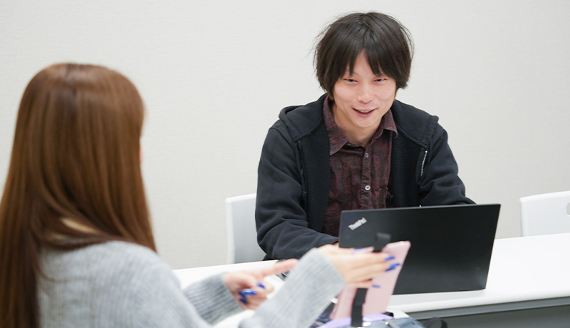 CSの採用ページへ