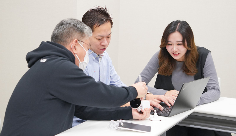 ネットショップの国際貿易事務の採用ページへ